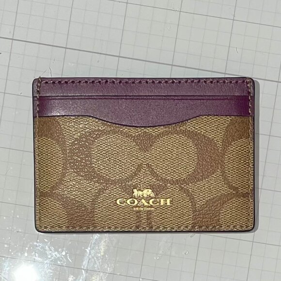 Coach Slim ID Card Case In Signature Canvas SLG - Picture 1 of 3